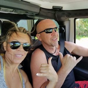 Meet your Posher, Gloria